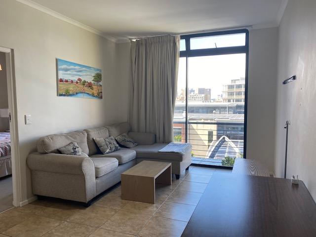 1 Bedroom Property for Sale in Gardens Western Cape